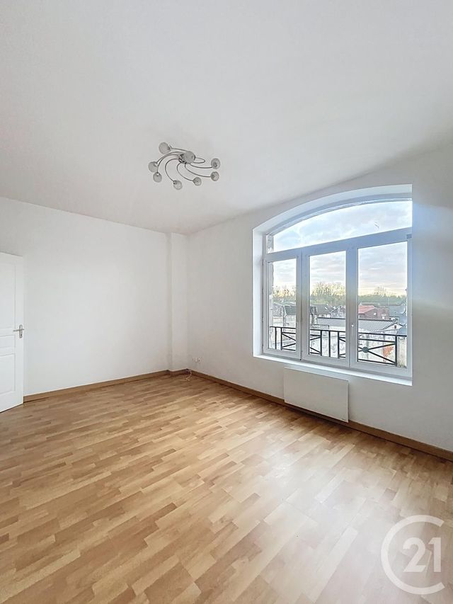 Appartement F4 à louer - 4 pièces - 89,46 m2 - Bethisy St Pierre - 60 - PICARDIE
