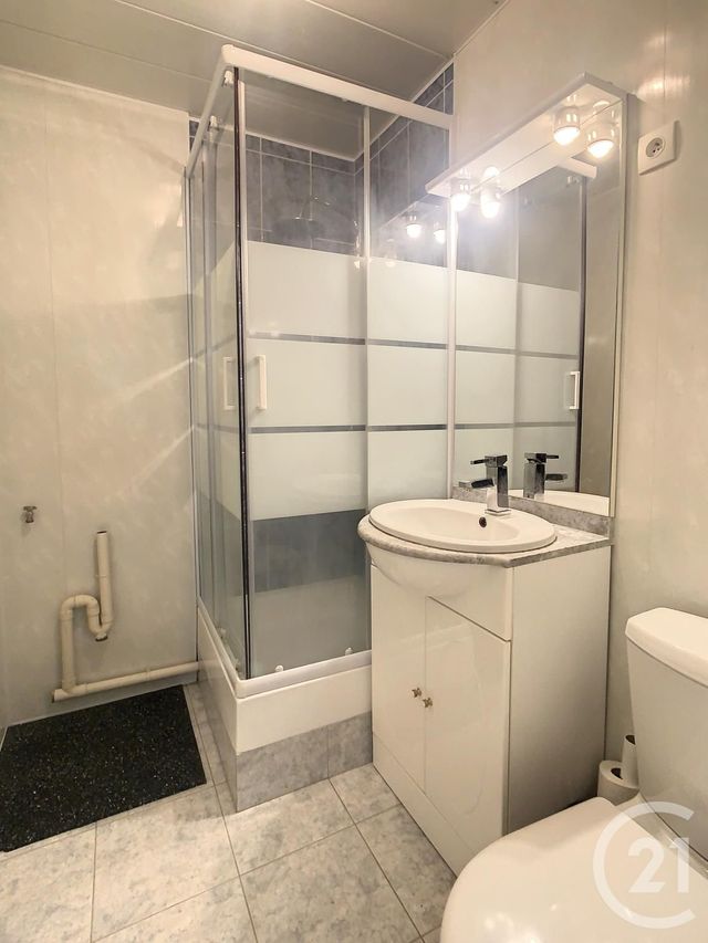 Appartement F2 à louer - 2 pièces - 38,31 m2 - Compiegne - 60 - PICARDIE