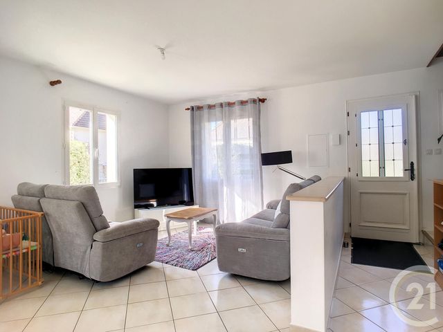 Maison à louer - 5 pièces - 117 m2 - Lacroix St Ouen - 60 - PICARDIE