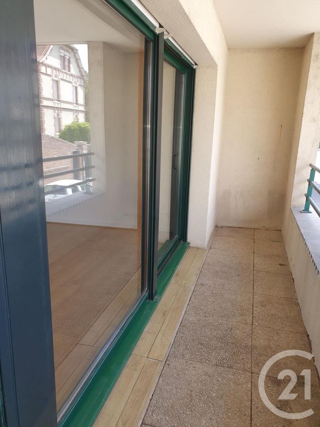 Appartement F3 à louer - 3 pièces - 71,73 m2 - Compiegne - 60 - PICARDIE