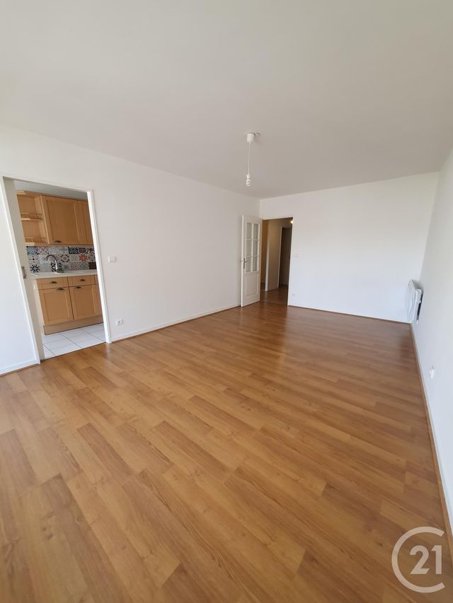 Appartement F3 à louer - 3 pièces - 71,73 m2 - Compiegne - 60 - PICARDIE