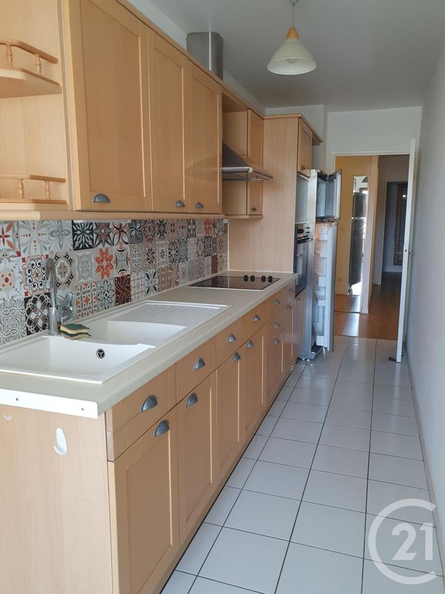 Appartement F3 à louer - 3 pièces - 71,73 m2 - Compiegne - 60 - PICARDIE