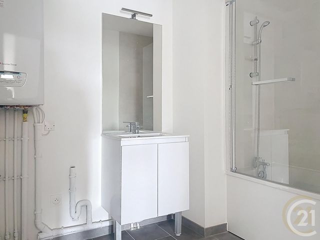 Appartement F3 à louer - 3 pièces - 62 m2 - Compiegne - 60 - PICARDIE