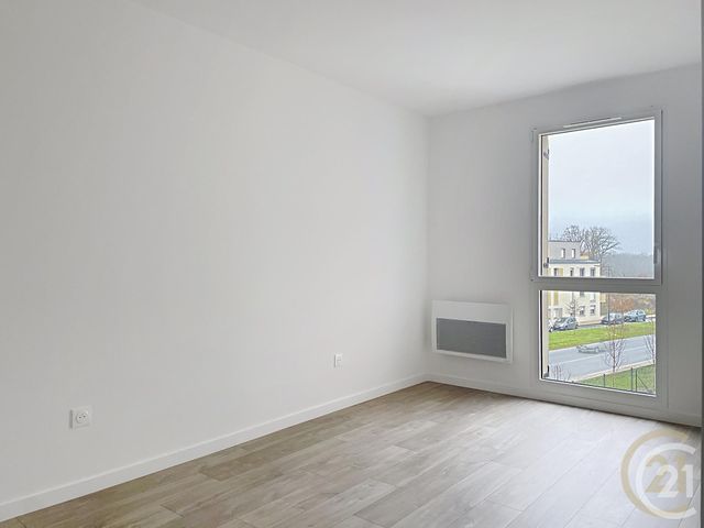 Appartement F4 à vendre - 4 pièces - 90,44 m2 - Compiegne - 60 - PICARDIE