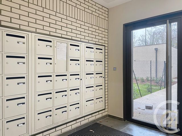 Appartement F4 à vendre - 4 pièces - 90,44 m2 - Compiegne - 60 - PICARDIE