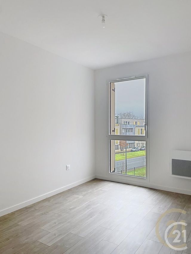 Appartement F4 à vendre - 4 pièces - 90,44 m2 - Compiegne - 60 - PICARDIE