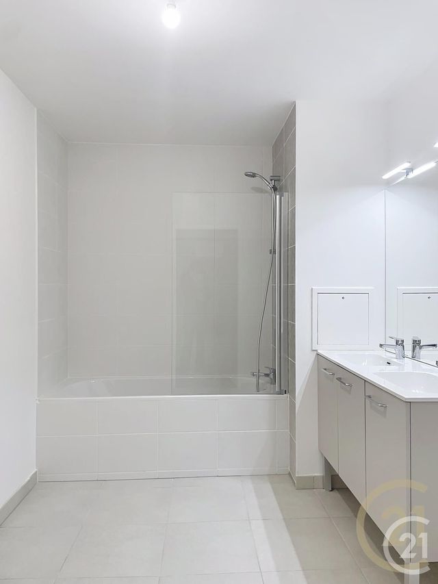 Appartement F4 à vendre - 4 pièces - 90,44 m2 - Compiegne - 60 - PICARDIE