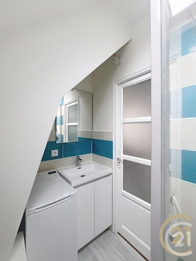 Appartement Studio à louer - 1 pièce - 27,39 m2 - Compiegne - 60 - PICARDIE