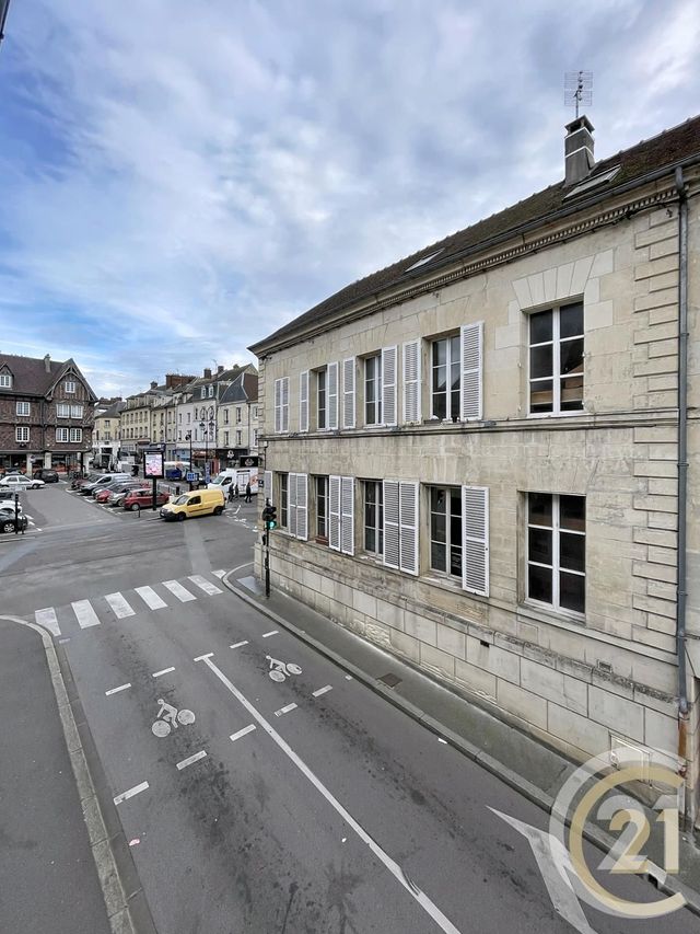Appartement F2 à louer - 2 pièces - 31,32 m2 - Compiegne - 60 - PICARDIE