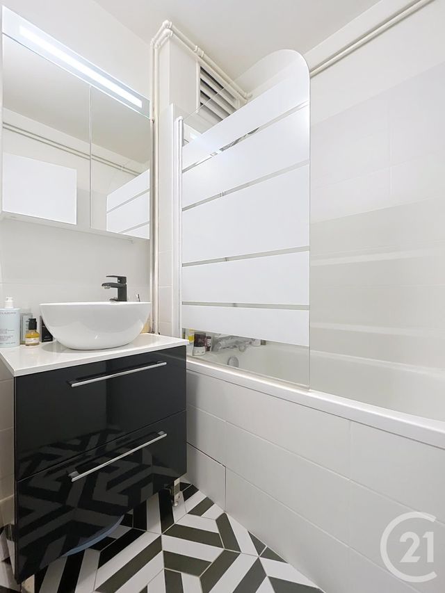 Appartement F3 à louer - 3 pièces - 57,01 m2 - Compiegne - 60 - PICARDIE