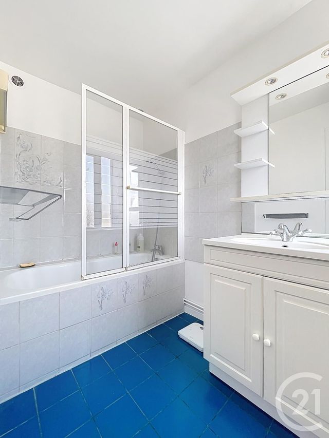 Appartement F3 &agrave; vendre - 3 pi&egrave;ces - 66,78 m2 - Compiegne - 60 - PICARDIE