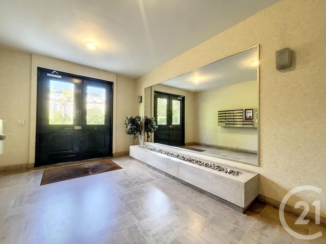 Appartement F3 à vendre - 3 pièces - 72,15 m2 - Compiegne - 60 - PICARDIE