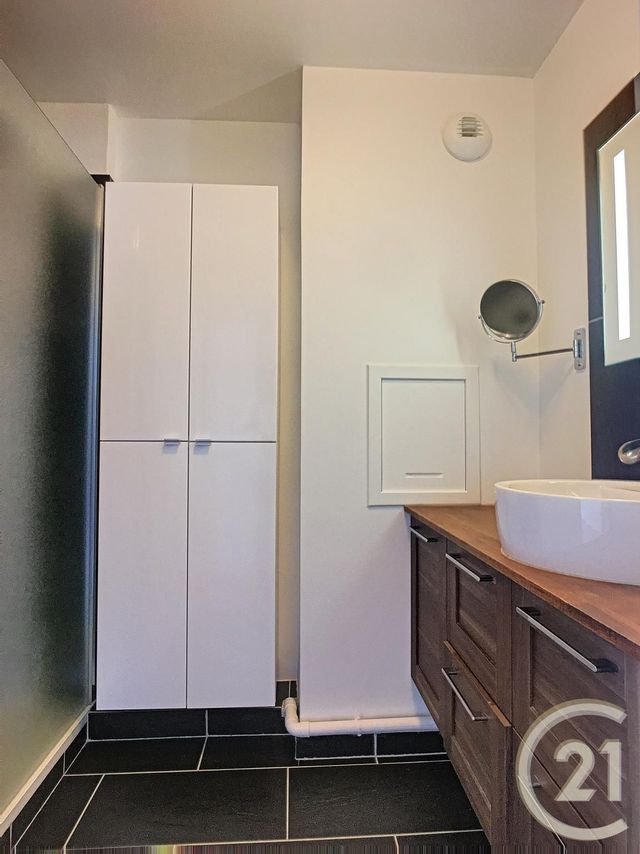 Appartement F3 &agrave; louer - 3 pi&egrave;ces - 65,32 m2 - Margny Les Compiegne - 60 - PICARDIE