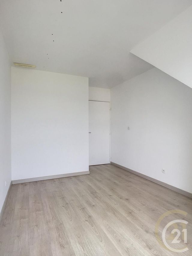 Appartement F3 &agrave; louer - 3 pi&egrave;ces - 65,32 m2 - Margny Les Compiegne - 60 - PICARDIE