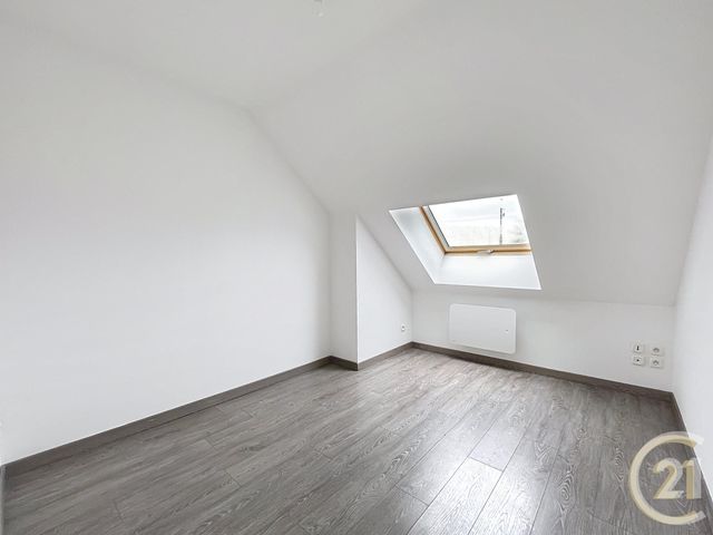 Appartement F2 &agrave; louer - 2 pi&egrave;ces - 48 m2 - Compiegne - 60 - PICARDIE
