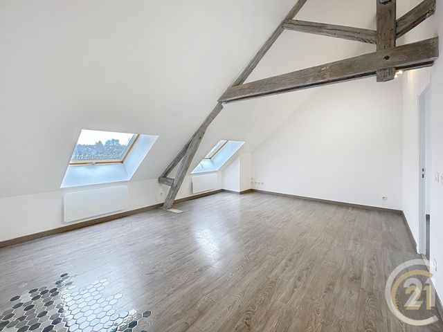 Appartement F2 &agrave; louer - 2 pi&egrave;ces - 48 m2 - Compiegne - 60 - PICARDIE