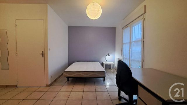 Appartement Studio &agrave; louer - 1 pi&egrave;ce - 29,94 m2 - Compiegne - 60 - PICARDIE
