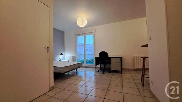 Appartement Studio &agrave; louer - 1 pi&egrave;ce - 29,94 m2 - Compiegne - 60 - PICARDIE