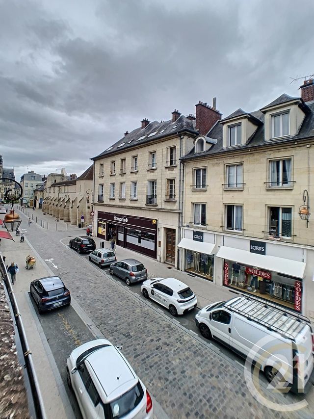 Appartement F1 &agrave; louer - 1 pi&egrave;ce - 20,87 m2 - Compiegne - 60 - PICARDIE