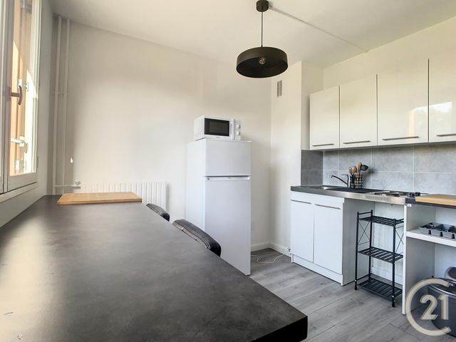 Appartement F1 &agrave; louer - 1 pi&egrave;ce - 26,92 m2 - Compiegne - 60 - PICARDIE
