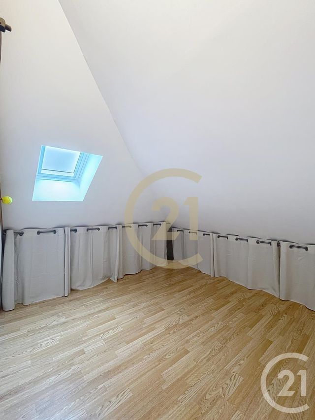 Maison &agrave; louer - 2 pi&egrave;ces - 55,33 m2 - Compiegne - 60 - PICARDIE