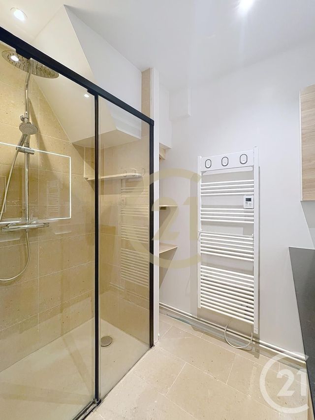 Maison &agrave; louer - 2 pi&egrave;ces - 55,33 m2 - Compiegne - 60 - PICARDIE