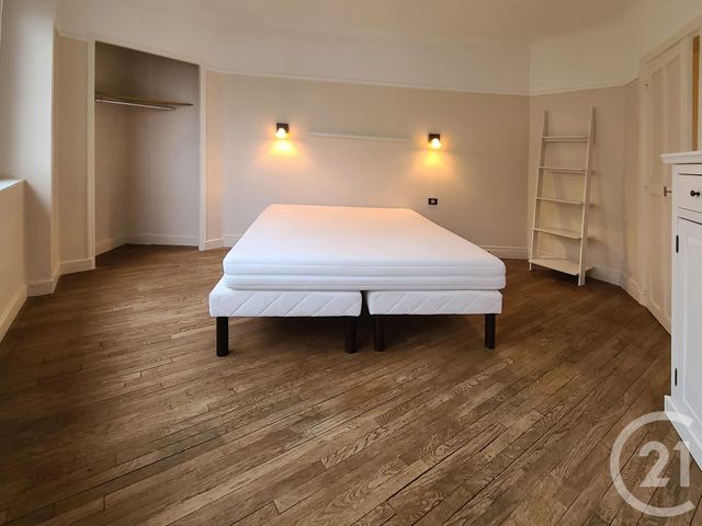 Appartement F2 &agrave; louer - 2 pi&egrave;ces - 42,91 m2 - Compiegne - 60 - PICARDIE