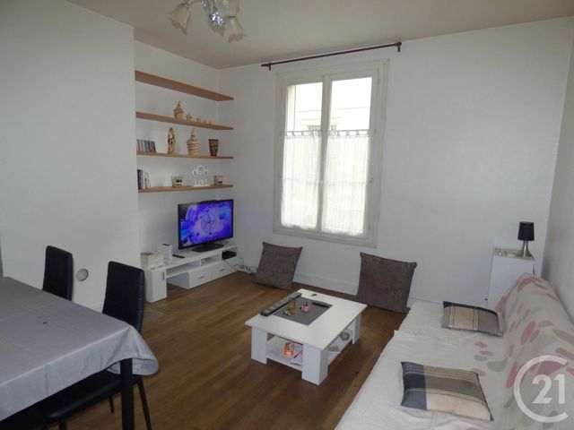 Appartement F2 &agrave; louer - 2 pi&egrave;ces - 52,30 m2 - Compiegne - 60 - PICARDIE