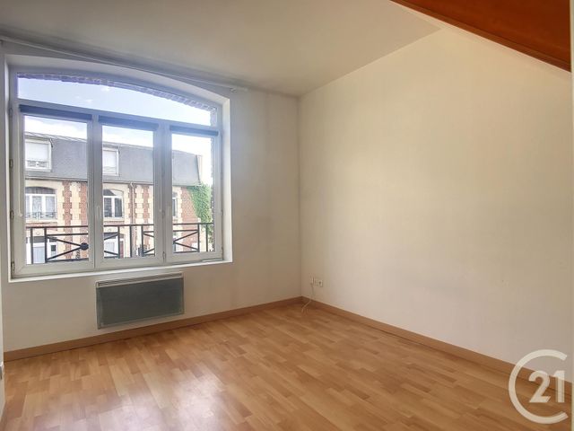 Appartement F3 &agrave; louer - 3 pi&egrave;ces - 41,24 m2 - Bethisy St Pierre - 60 - PICARDIE