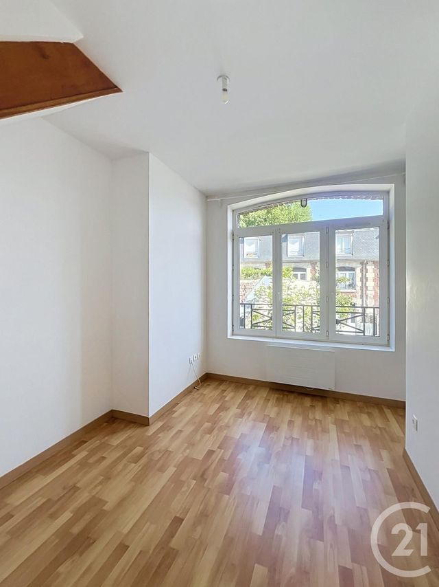 Appartement F3 &agrave; louer - 3 pi&egrave;ces - 41,24 m2 - Bethisy St Pierre - 60 - PICARDIE