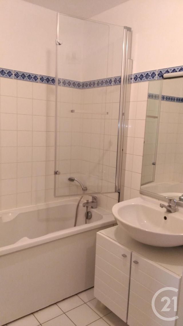 Appartement F3 &agrave; vendre - 3 pi&egrave;ces - 67,34 m2 - Compiegne - 60 - PICARDIE