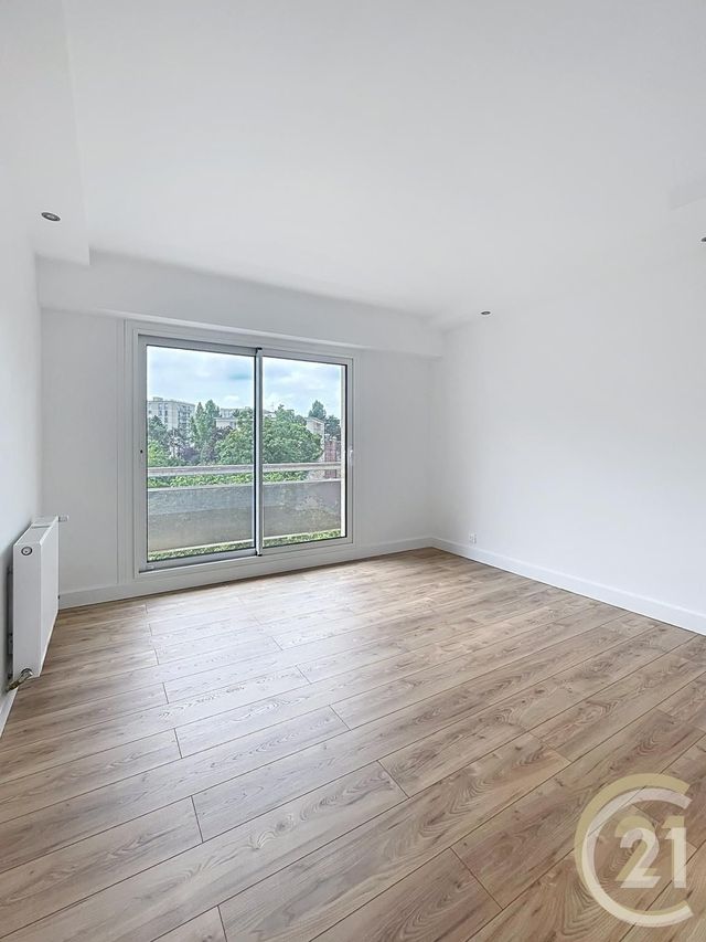 Appartement F3 &agrave; louer - 3 pi&egrave;ces - 69,45 m2 - Compiegne - 60 - PICARDIE