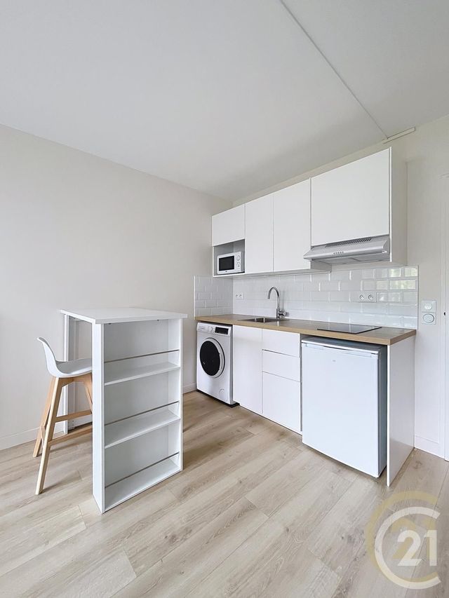 Appartement F1 &agrave; louer - 1 pi&egrave;ce - 20,87 m2 - Compiegne - 60 - PICARDIE