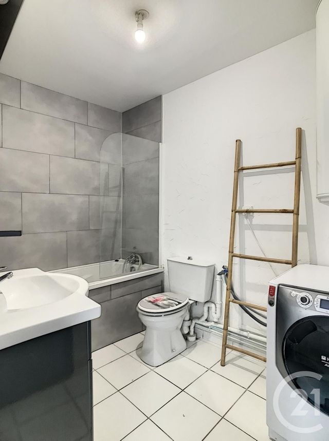 Maison &agrave; louer - 4 pi&egrave;ces - 71,94 m2 - Bethisy St Pierre - 60 - PICARDIE