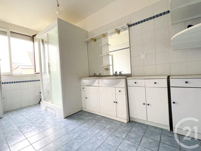 Appartement F4 &agrave; vendre - 4 pi&egrave;ces - 90,90 m2 - Compiegne - 60 - PICARDIE