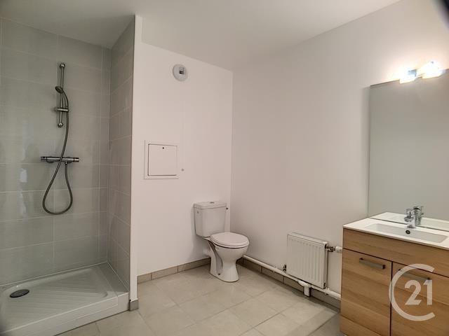 Appartement F2 &agrave; louer - 2 pi&egrave;ces - 40,80 m2 - Margny Les Compiegne - 60 - PICARDIE