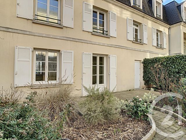 Appartement F2 &agrave; louer - 2 pi&egrave;ces - 43,70 m2 - Compiegne - 60 - PICARDIE