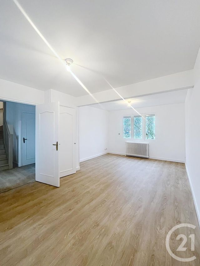 Maison &agrave; louer - 4 pi&egrave;ces - 78,94 m2 - Margny Les Compiegne - 60 - PICARDIE