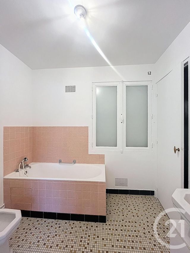 Maison &agrave; louer - 4 pi&egrave;ces - 78,94 m2 - Margny Les Compiegne - 60 - PICARDIE