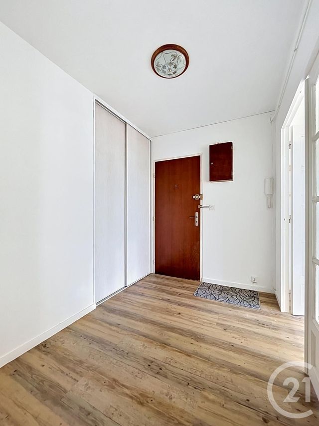 Appartement &agrave; vendre - 3 pi&egrave;ces - 76,07 m2 - Compiegne - 60 - PICARDIE