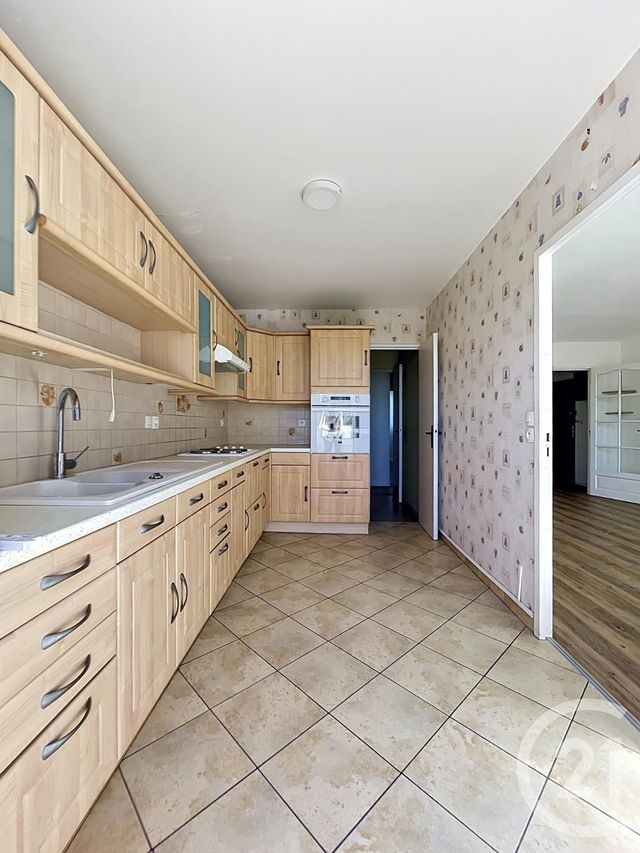 Appartement &agrave; vendre - 3 pi&egrave;ces - 76,07 m2 - Compiegne - 60 - PICARDIE