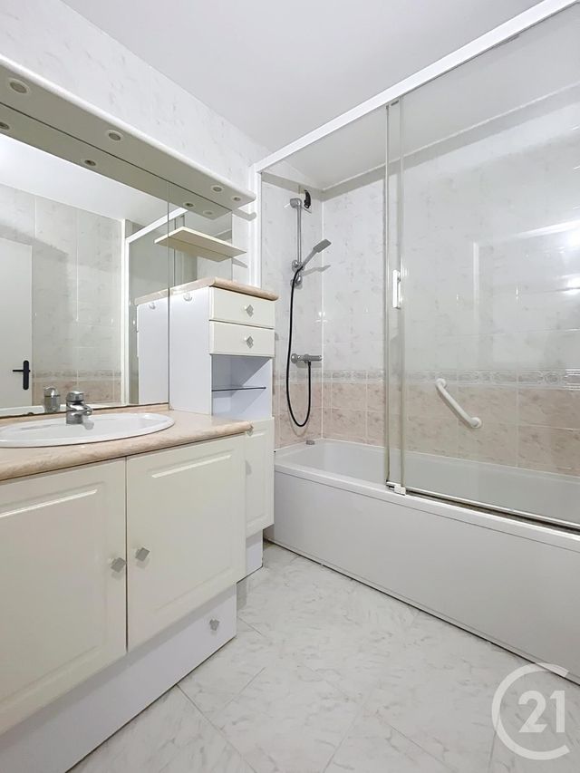 Appartement &agrave; vendre - 3 pi&egrave;ces - 76,07 m2 - Compiegne - 60 - PICARDIE