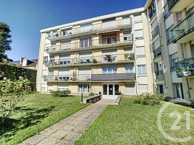 Appartement F1 &agrave; louer - 1 pi&egrave;ce - 27,50 m2 - Compiegne - 60 - PICARDIE