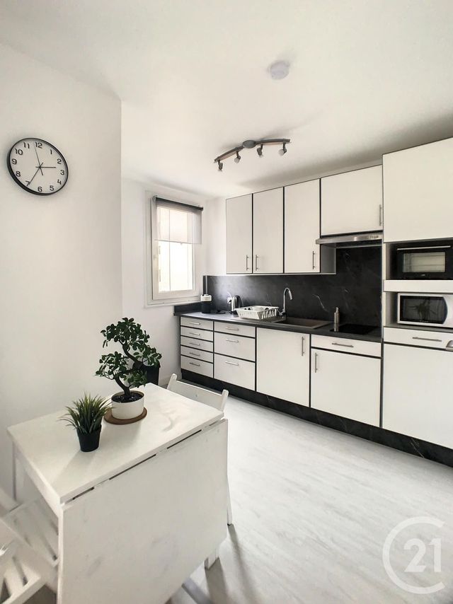 Appartement F1 &agrave; louer - 1 pi&egrave;ce - 39,58 m2 - Compiegne - 60 - PICARDIE