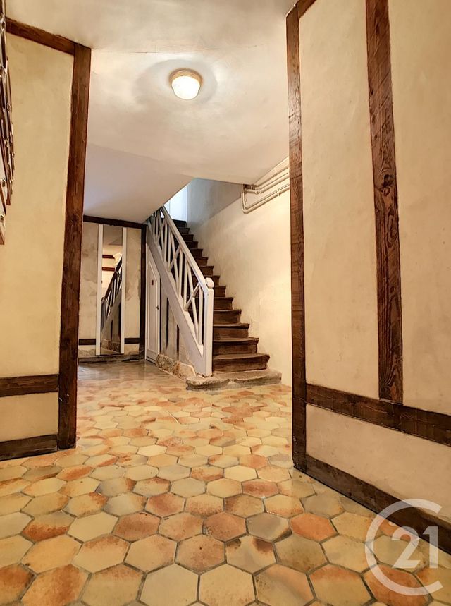 Appartement Duplex &agrave; louer - 2 pi&egrave;ces - 24,66 m2 - Compiegne - 60 - PICARDIE