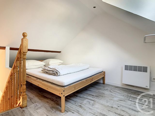 Appartement Duplex &agrave; louer - 2 pi&egrave;ces - 24,66 m2 - Compiegne - 60 - PICARDIE