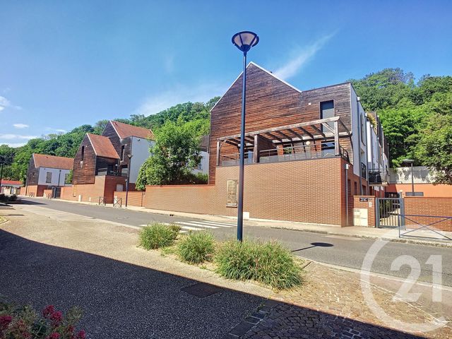 Appartement F2 &agrave; louer - 2 pi&egrave;ces - 46,20 m2 - Jaux - 60 - PICARDIE