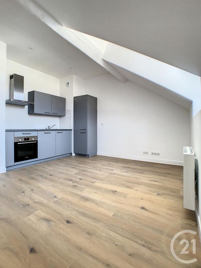 Appartement F2 à louer COMPIEGNE
