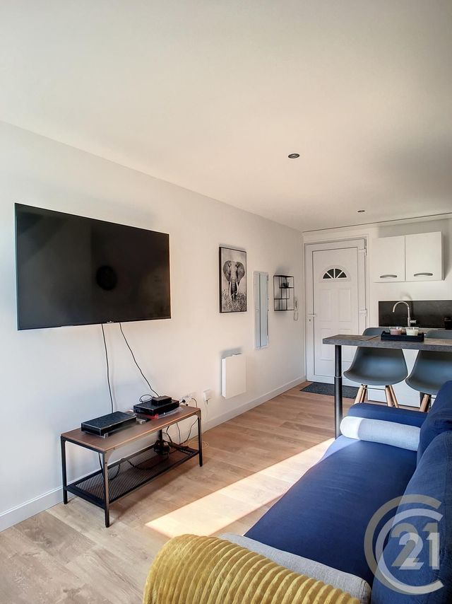 Appartement Duplex &agrave; louer - 2 pi&egrave;ces - 25,83 m2 - Compiegne - 60 - PICARDIE