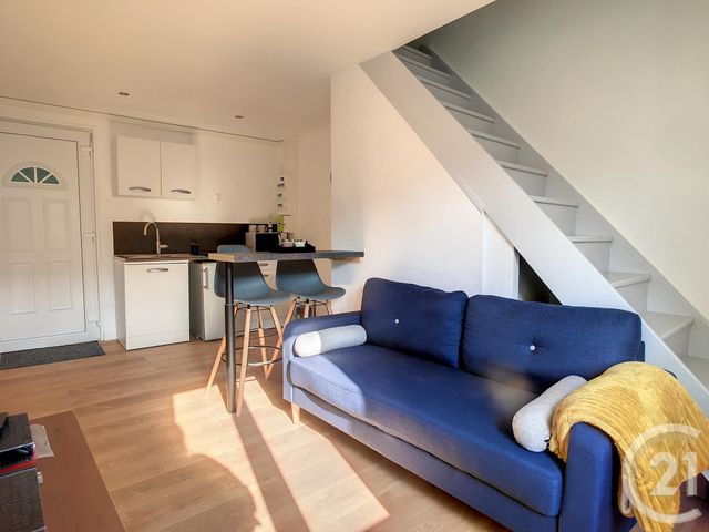 Appartement Duplex &agrave; louer - 2 pi&egrave;ces - 25,83 m2 - Compiegne - 60 - PICARDIE